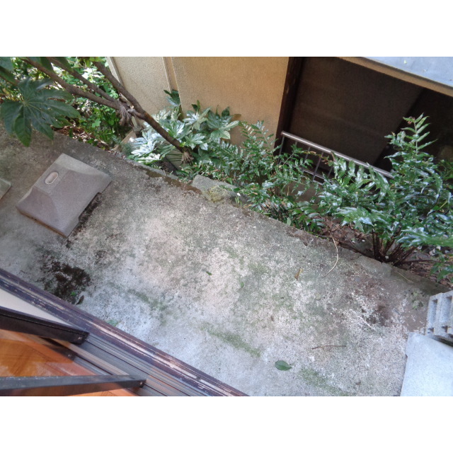 赤羽西貸家 テラス