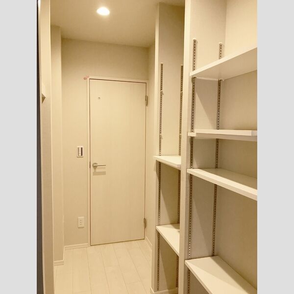 IS(イズ) ウォークスルー