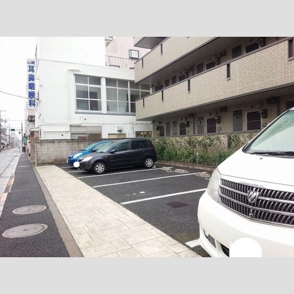サンモール北小岩303号室 駐車場