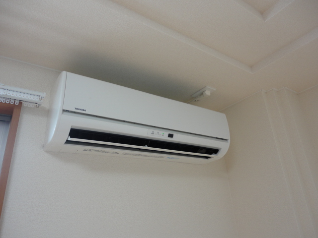 パイン・フィールド　 エアコン