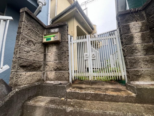 座間戸建て 玄関