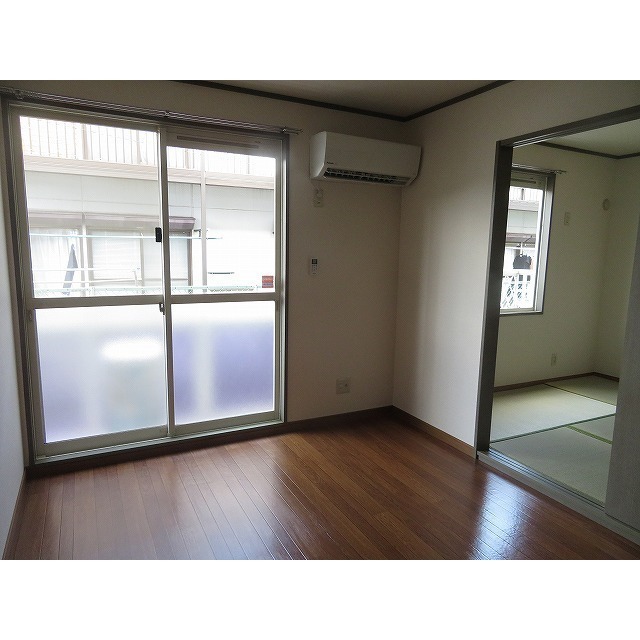 グレースコートＡ棟A102号室 リビング