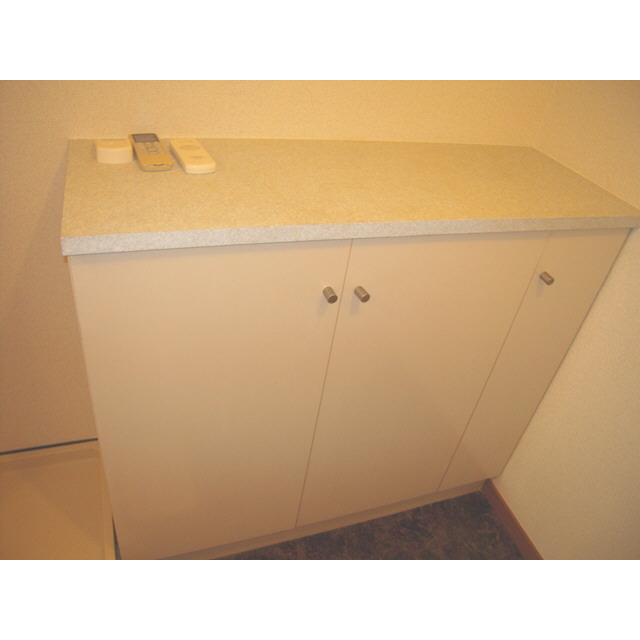 ウィングス竹ノ塚 内観