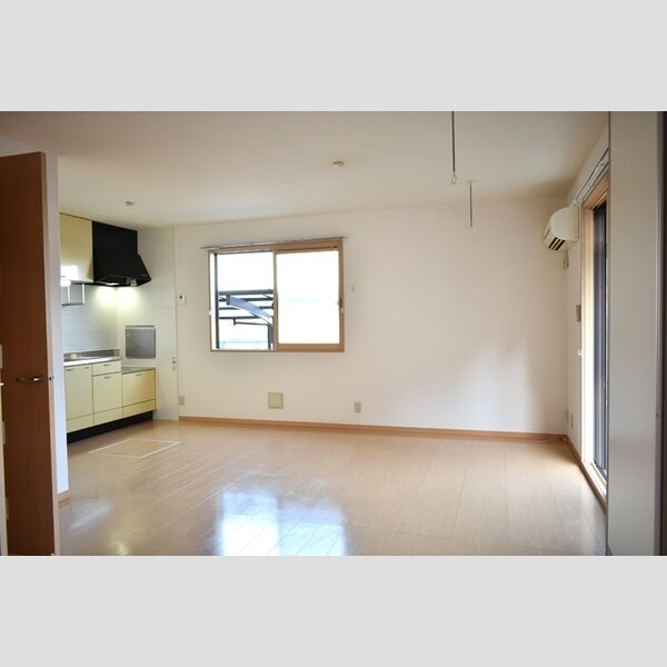 ルミエール　参番館 リビング