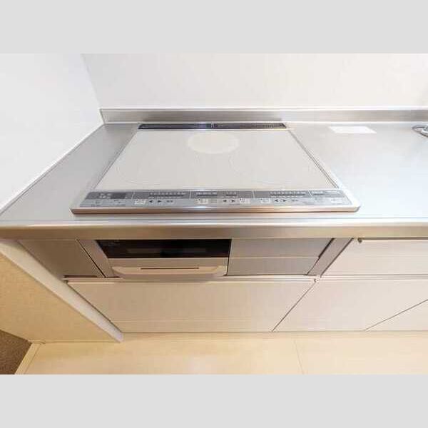 ヴェルサン調布101号室 IHコンロ