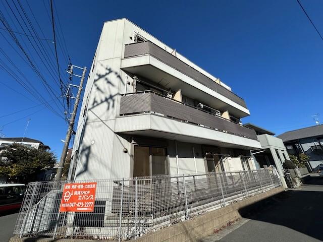コンプリート3階 同建物別部屋の参考画像