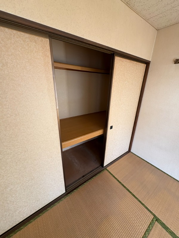 ドルフ矢作（E-197） 収納