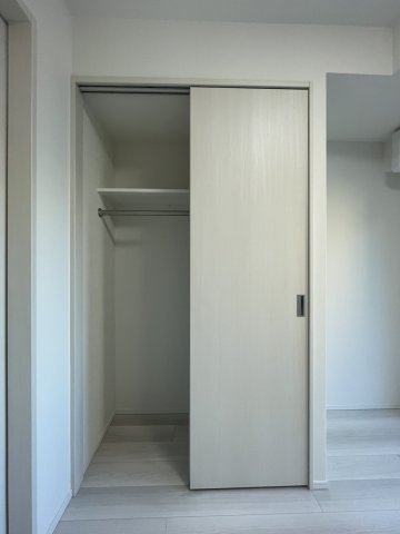 ガーラ・ステーション川崎平間3階 収納