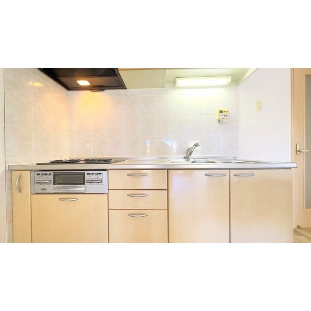 ラトゥール　レジュモー 収納スペース多め