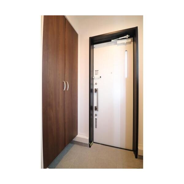 磯子区杉田2丁目賃貸 玄関