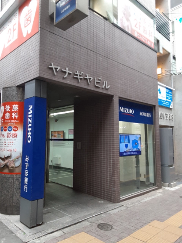 cova HATAGAYA2階 ライフ 幡ヶ谷店