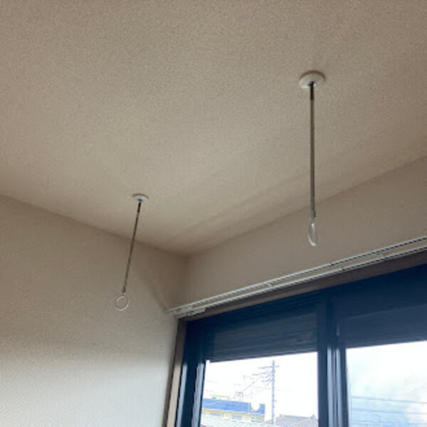 サントビーヒルズ　C202号室 室内物干し