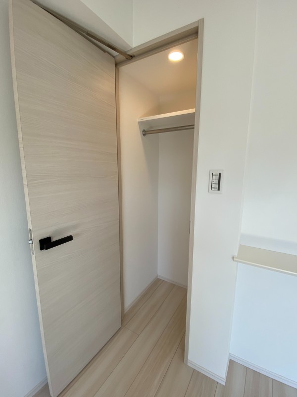 レガリス池尻大橋3階 収納