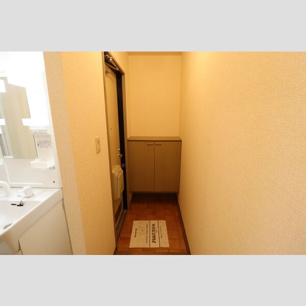 ブライトンリバー 玄関