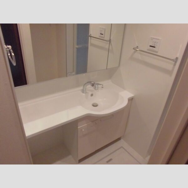 ソレイユ・ジン102号室 洗面化粧台