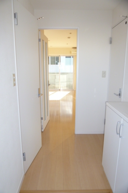 ｓｔｕｄｉｏ　ｆｌａｔ　ｍｉｎａｍｉ－ｏｓａｗａ0304号室 居室3