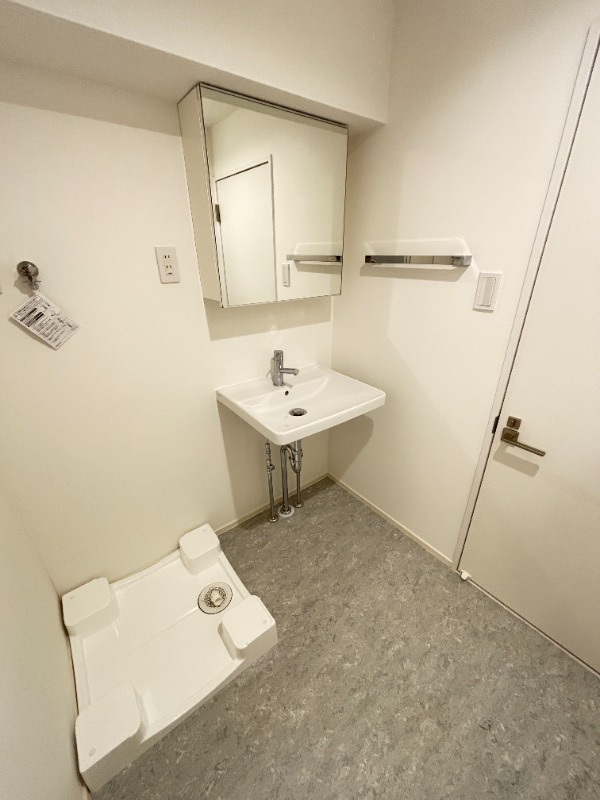 ビエラコート南浦和8階 同建物別部屋の参考画像