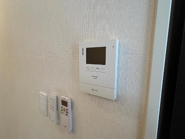 Ａｚａｌｉａ（アザリア）103号室 カメラ付インターホン