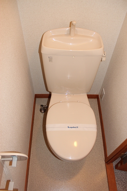 レオパレス市原Ｂ202号室 独立トイレ