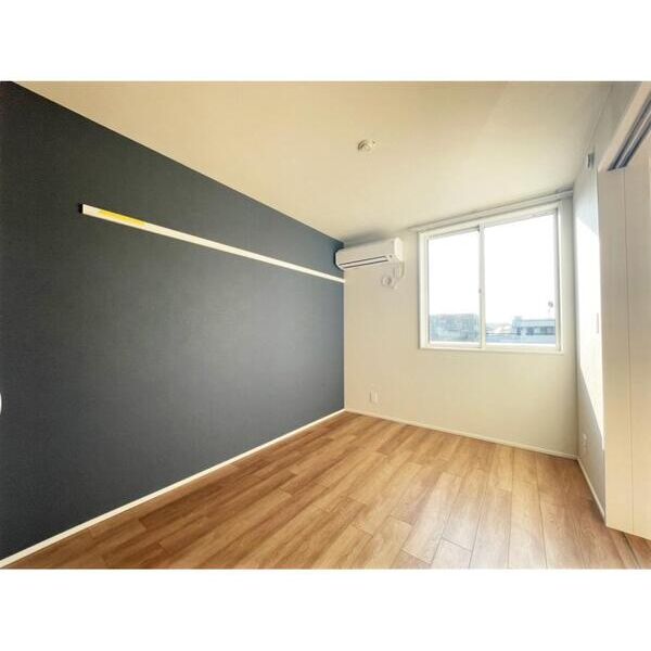 春待坂terrace201号室 リビング