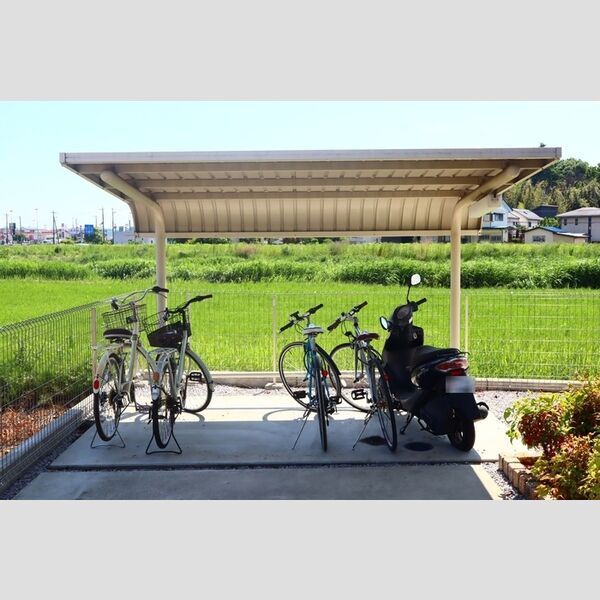 エトワール西大宮 駐輪場