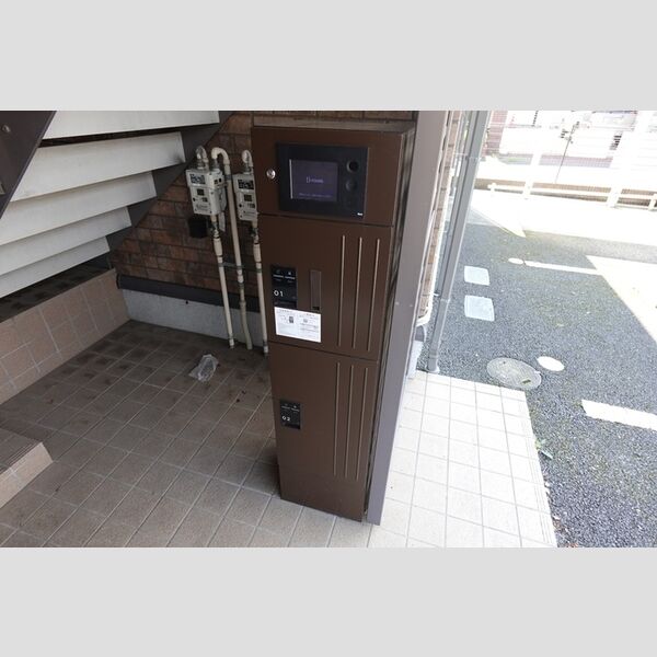 リバーサイドⅢ オンライン式宅配ボックス