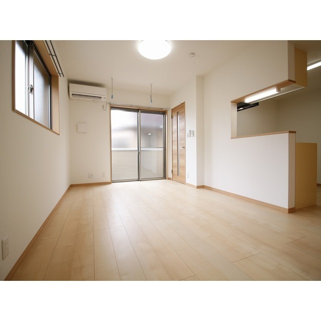 アムール Fu102号室 リビング