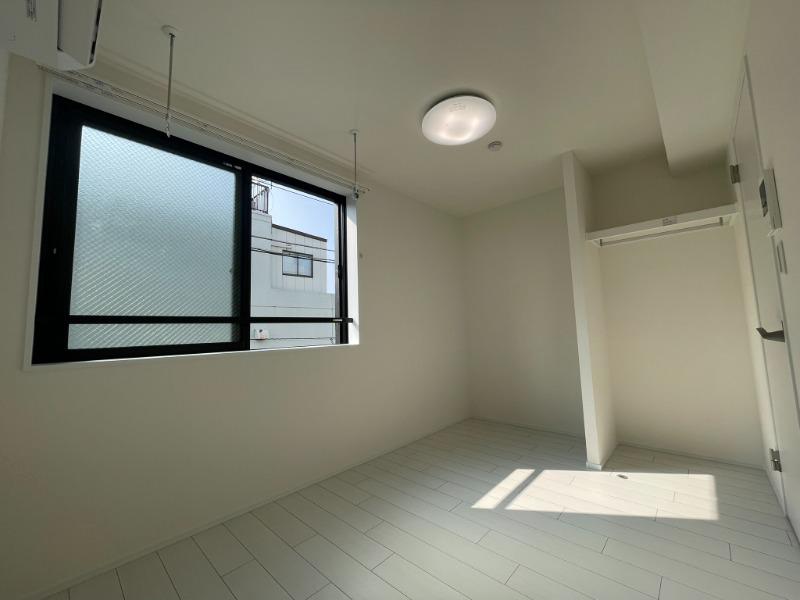 IL MEZZO DI TOKYO，TRE リビング