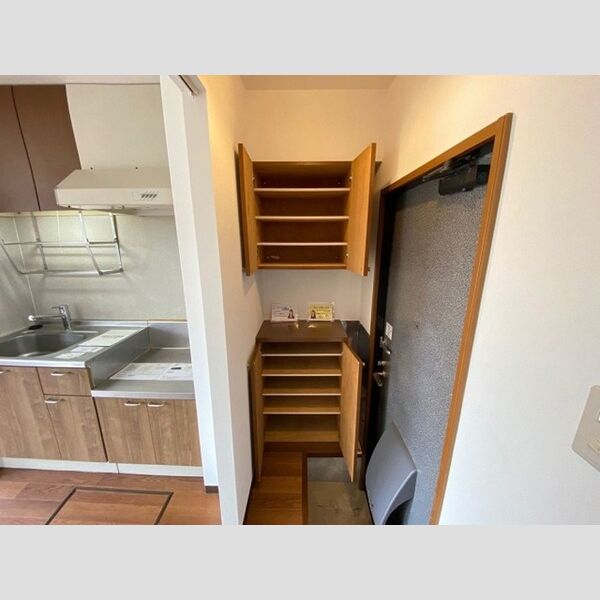 ハイネス馬場　101・102・201・202号室 シューズボックス