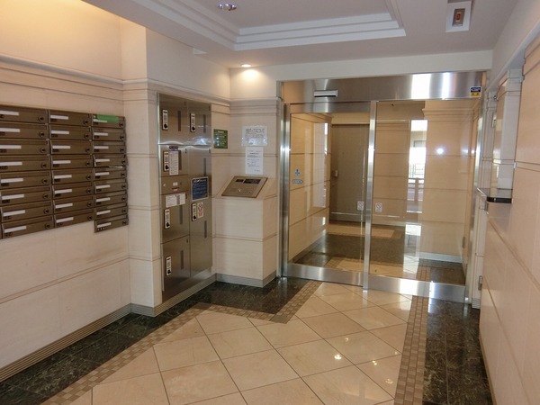 シースペース小金井208号室 エントランス