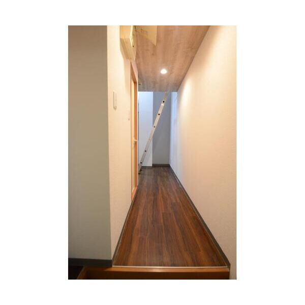 ダイヤモンドビル東日本橋第三103号室 玄関