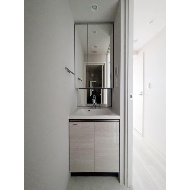 オーパスホームズ川口1407号室 同建物別部屋の参考画像