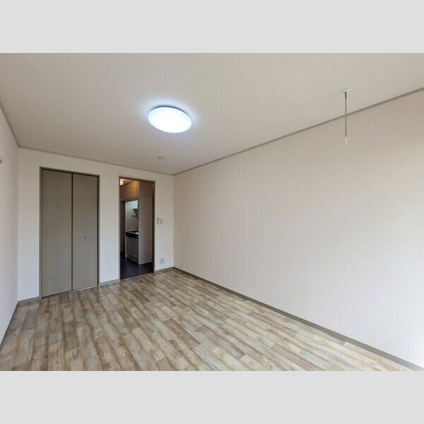 キャッスル　Ⅰ101号室 リビング