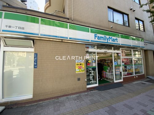 ＧＲＡＮ ＰＡＳＥＯ 浅草入谷13階 【コンビニエンスストア】ファミリーマート 千束一丁目店まで368ｍ
