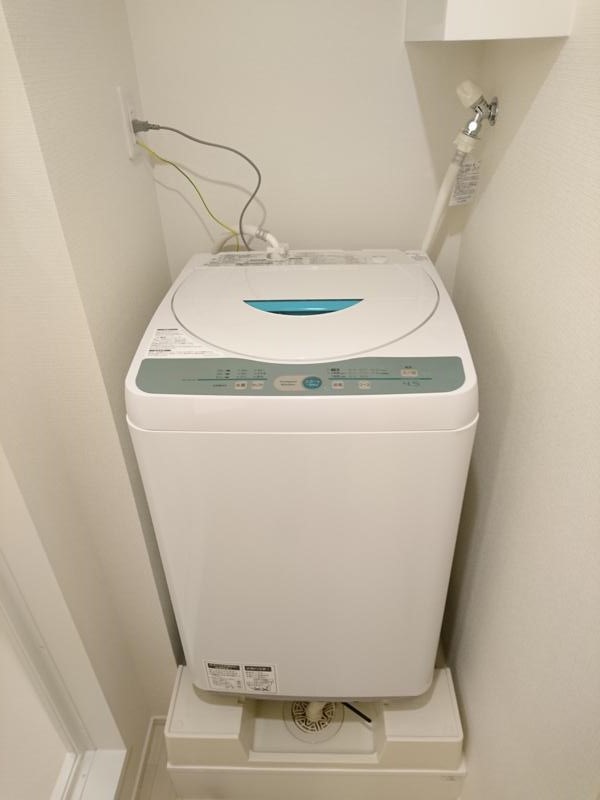 クレイノミオラコート104号室 洗濯機