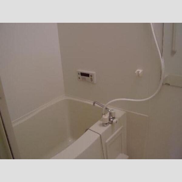 パークサイドK 浴室(追焚式給湯器)