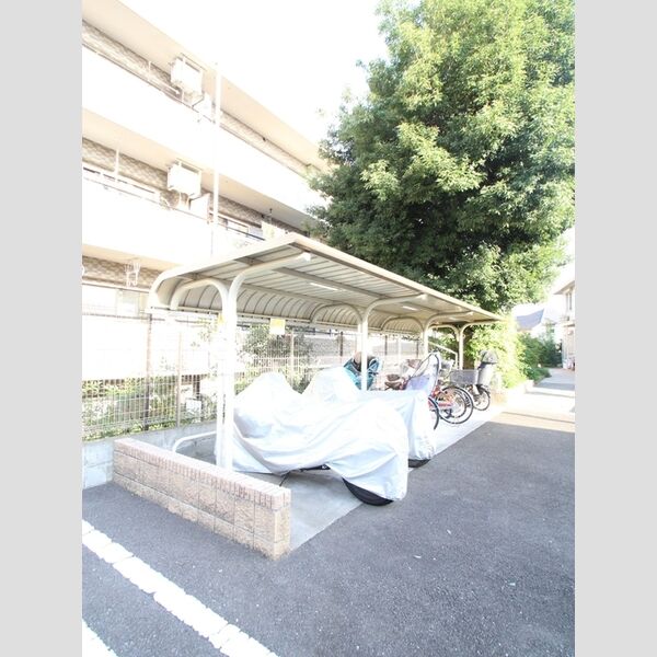 リバーサイドガーデン　B 周辺