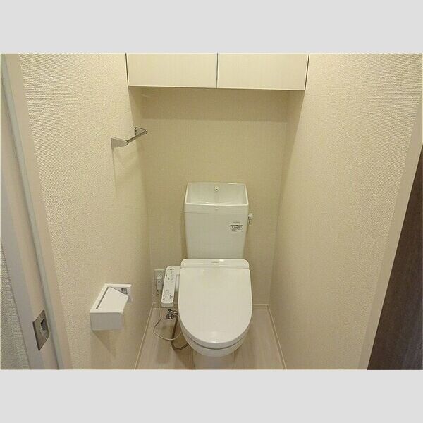 サンパティーク　E 温水洗浄暖房便座