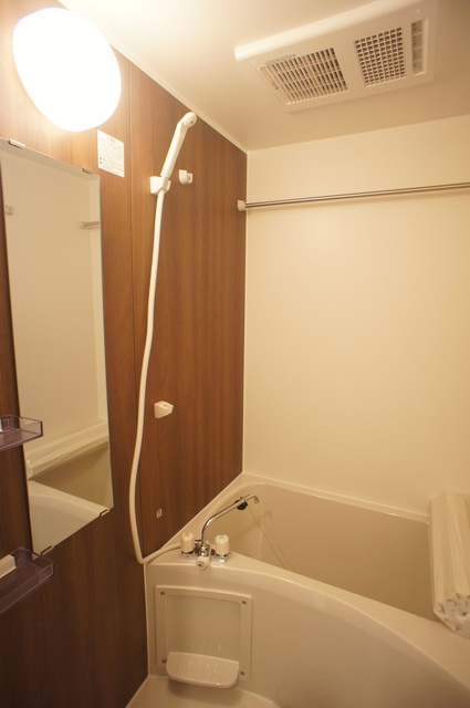 ラウレア千葉中央0101号室 浴室乾燥機