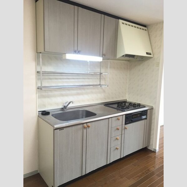 グローリアスハイツ205号室 キッチン