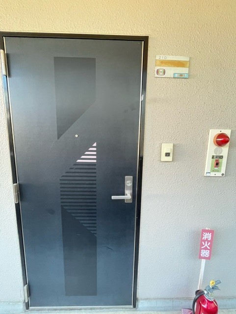 Ｂｉｇ　Ｔｈｒｏｕｇｈ 玄関