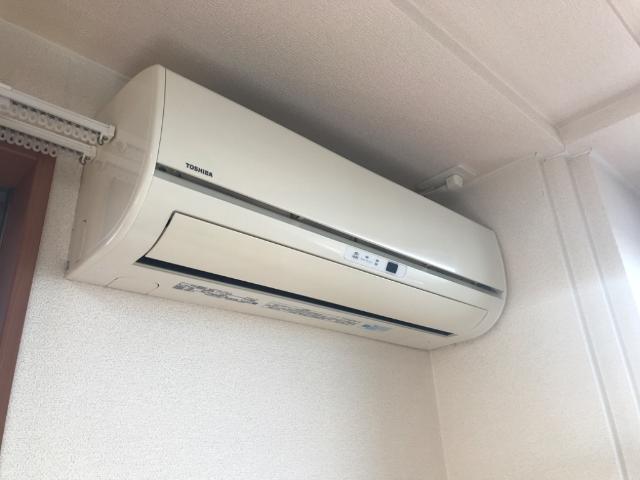 パイン・フィールド　 エアコン