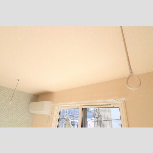 レセア花小金井201号室 室内物干し