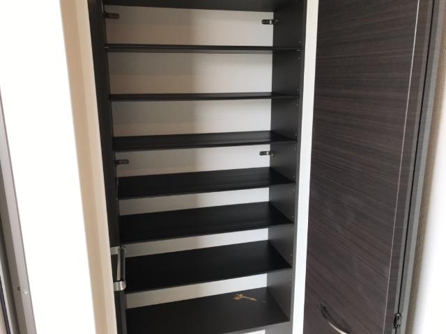 シャンブル 収納