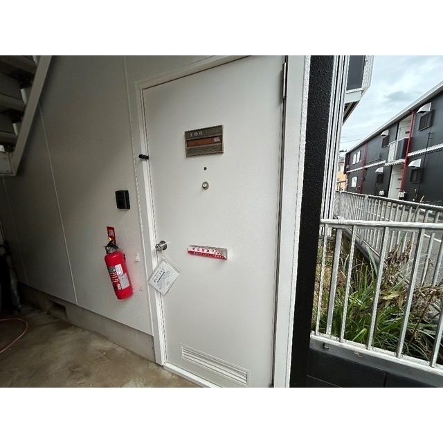 南柏パインヒル2号棟105号室 玄関