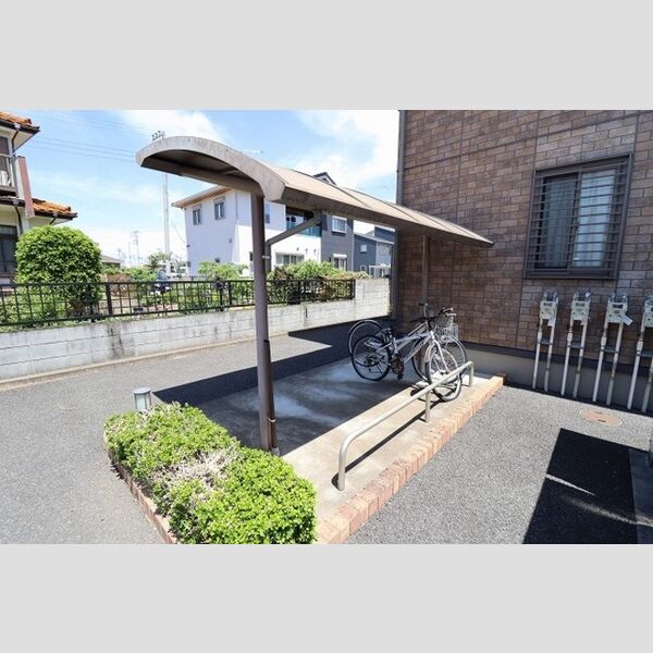 ウィルモア09 駐輪場