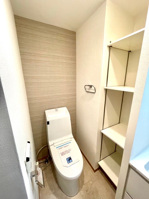 レジディア恵比寿8階 トイレ
