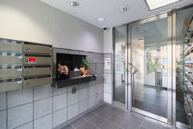 ジョイフル下井草3階 エントランス