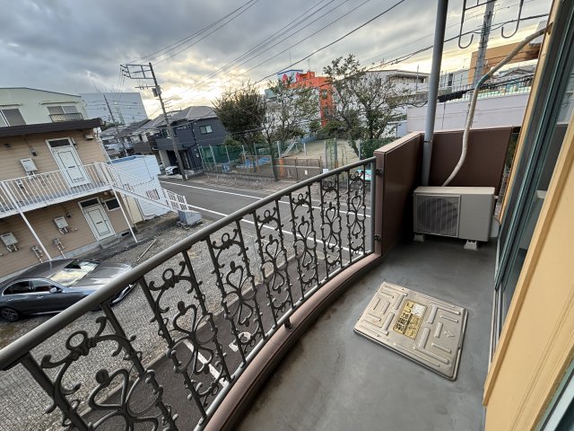 エミール有賀 バルコニー