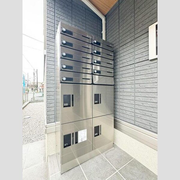 ジェルベーラ 宅配ボックス